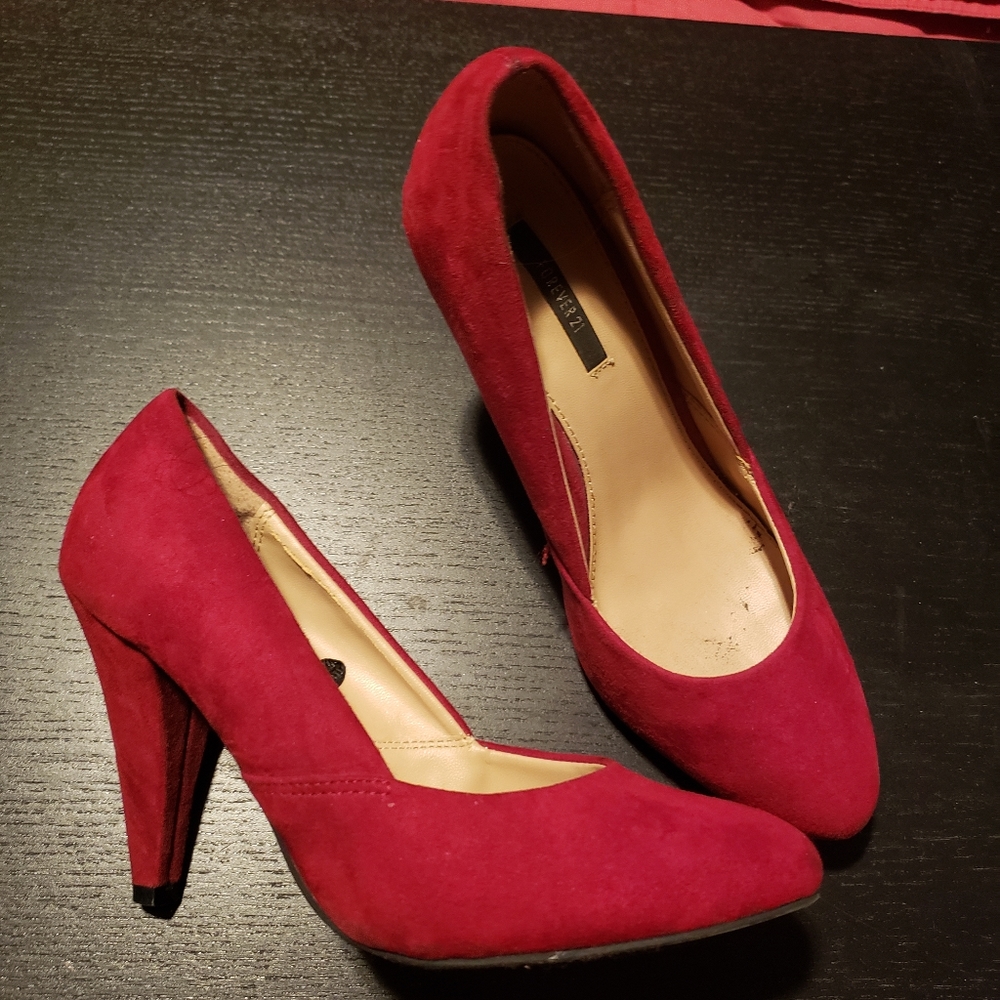 Women's footwear